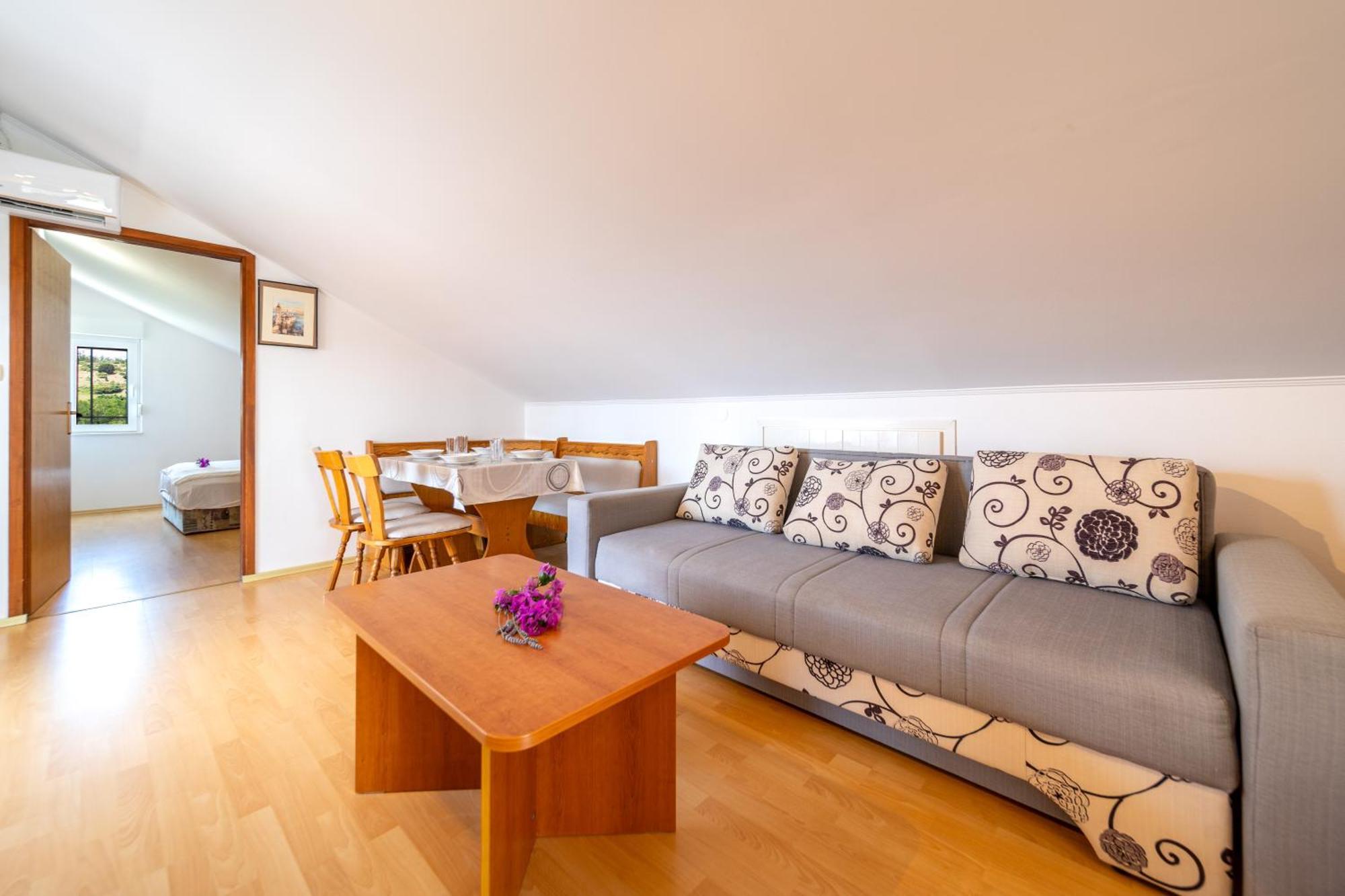 Apartmani Visnja لوبار المظهر الخارجي الصورة