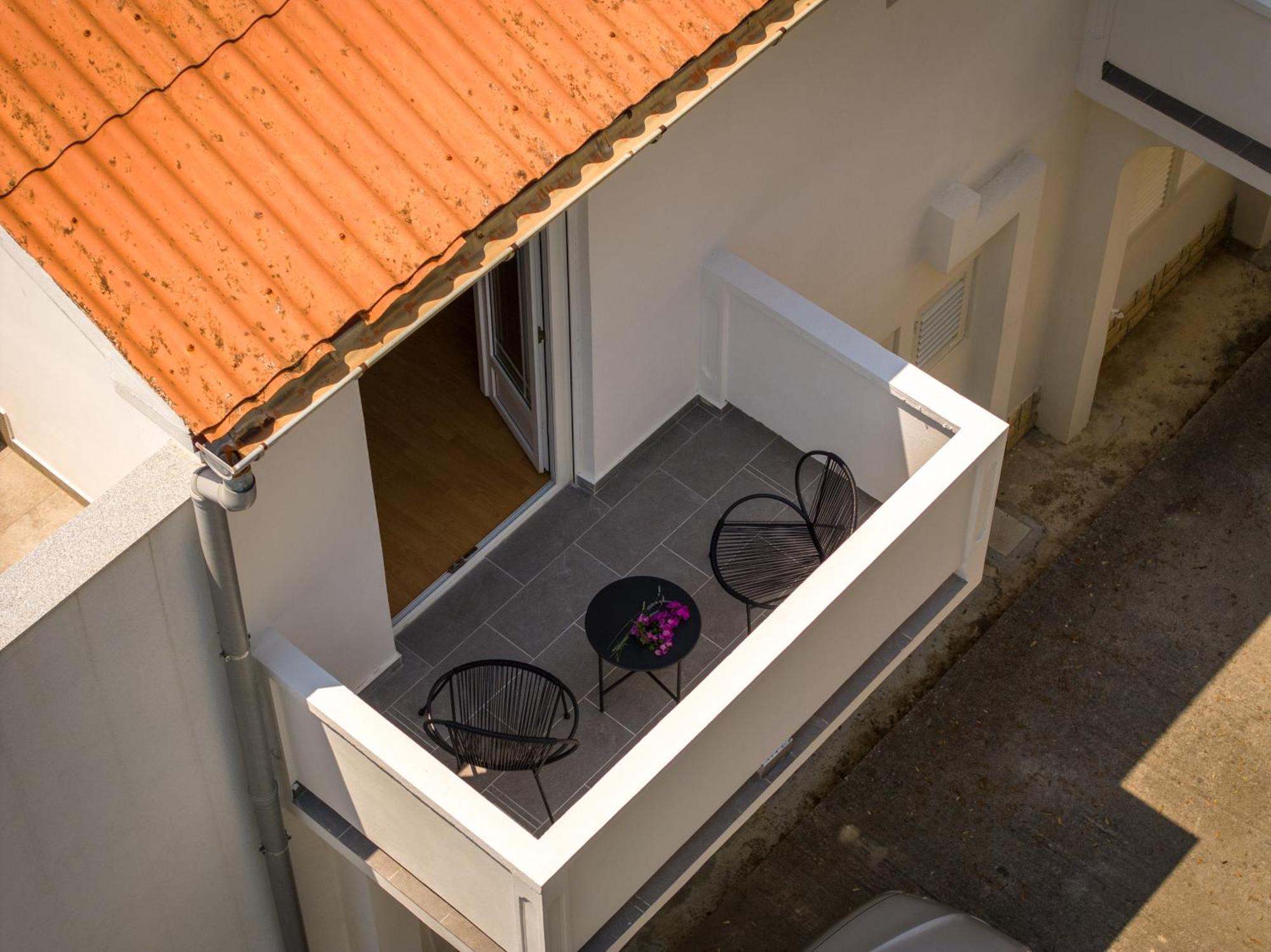 Apartmani Visnja لوبار المظهر الخارجي الصورة